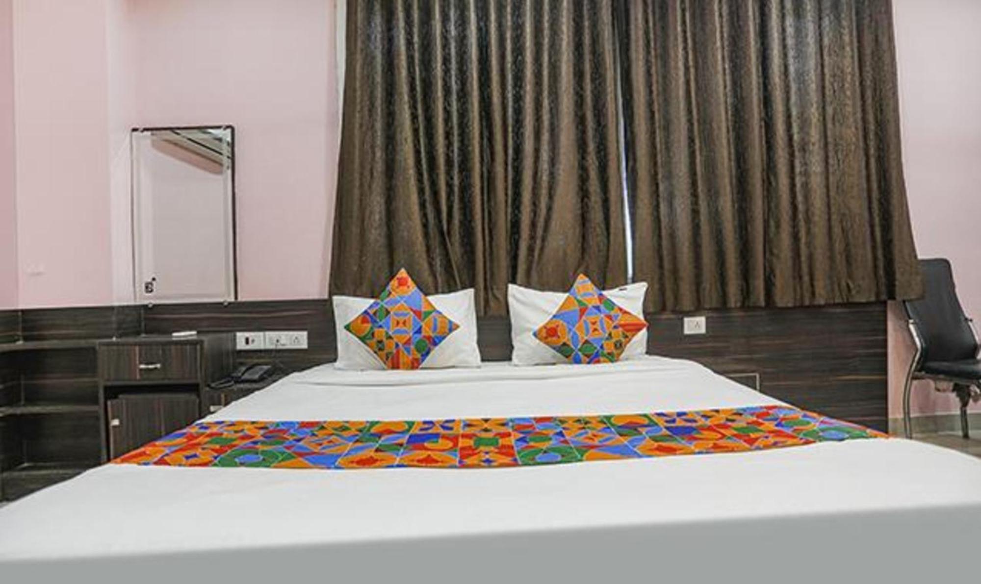 Fabexpress Banarasi Kothi Hotel Varanasi Exterior photo