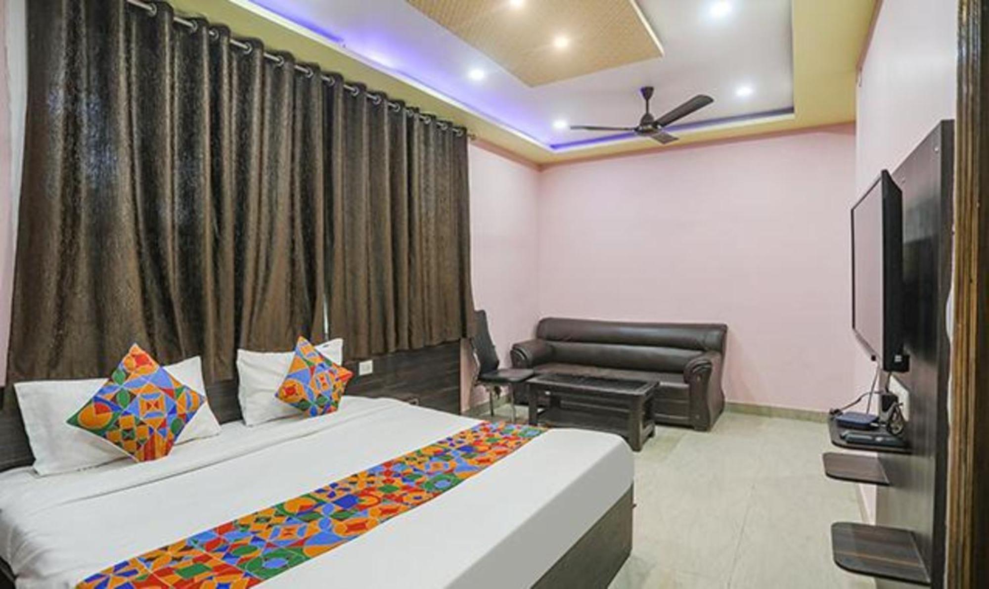Fabexpress Banarasi Kothi Hotel Varanasi Exterior photo