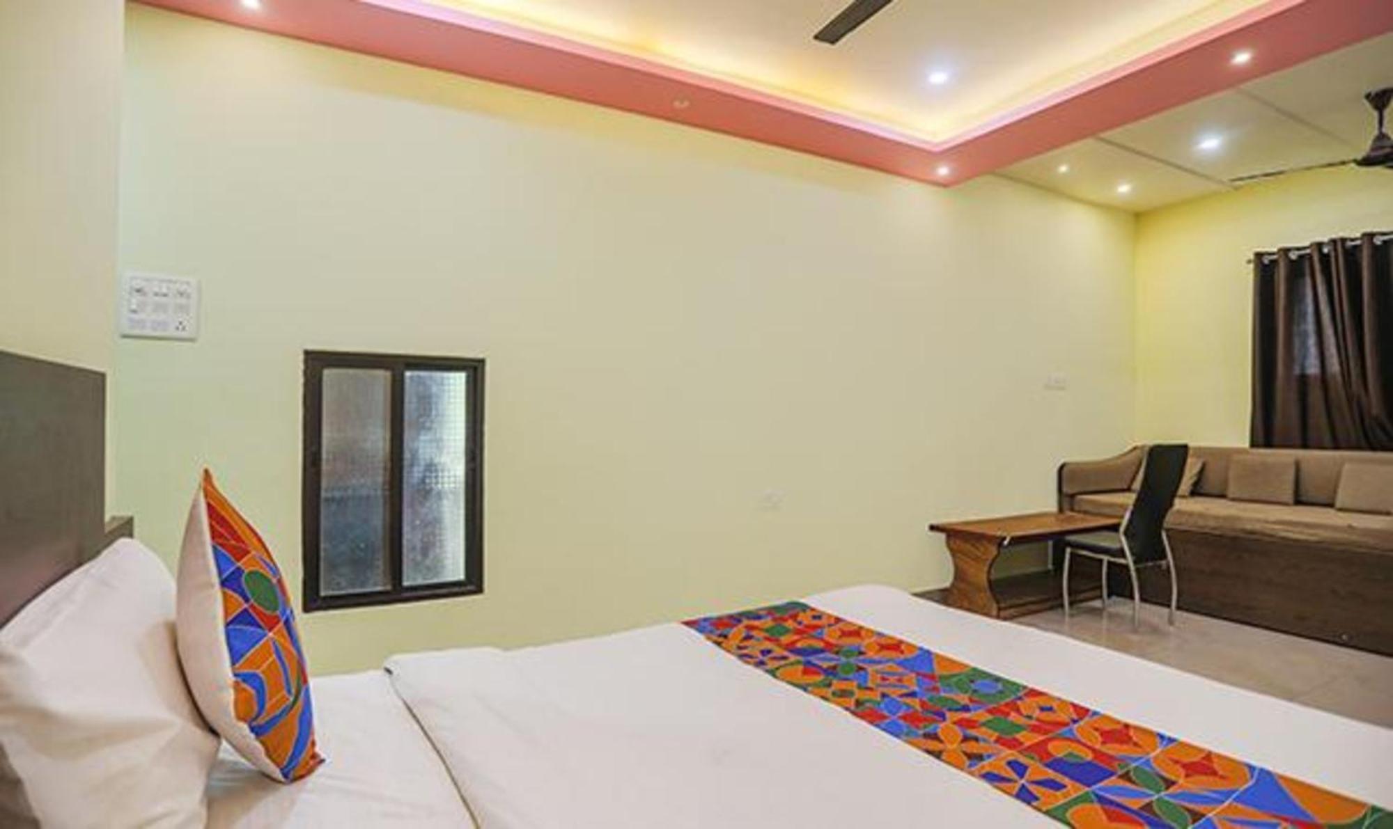 Fabexpress Banarasi Kothi Hotel Varanasi Exterior photo